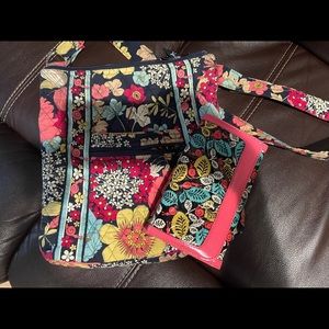 Bera Bradley Crossbody/ wallet Duo